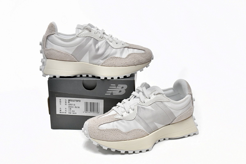 【AA3CE】卡其灰SFD 新百伦327系列跑鞋 WS327SFD New Balance 327 White Moonbeam