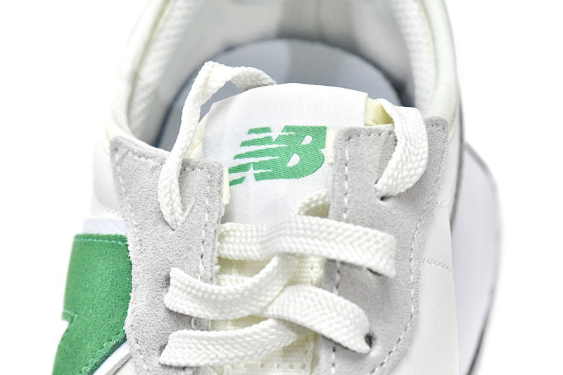 yupoo_407082_f776ac3f.jpg 【AA3CE】米灰绿LG 新百伦327系列跑鞋 WS327LG New Balance 327 White Green