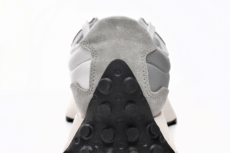 【AA3CE】元祖灰LAB 新百伦327系列跑鞋 MS327LAB New Balance 327 White Grey