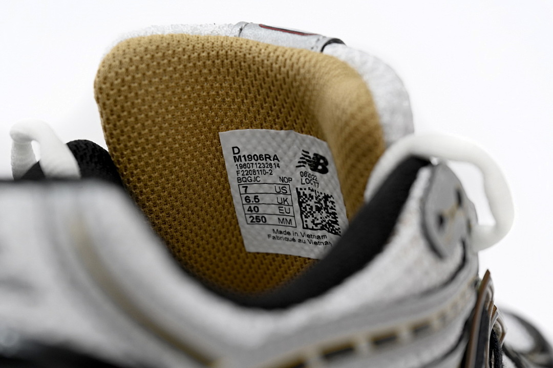 yupoo_407312_2e1222b6.jpg 【BA7CE】白银色-RA 1906R系列复古时尚 M1906RA NEW BALANCE White Silver