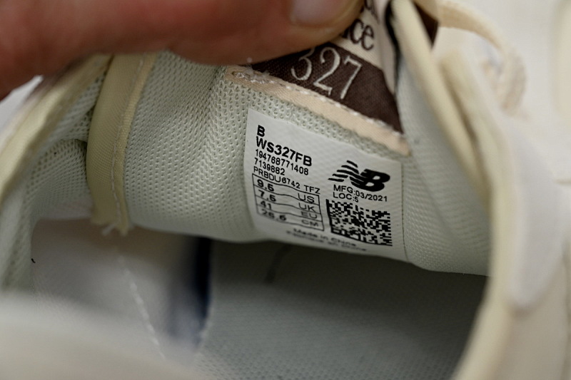 yupoo_408527_6847e6ae.jpg 【AA3CE】海盐白FB 新百伦327系列跑鞋 WS327FB New Balance 327 Sea salt White