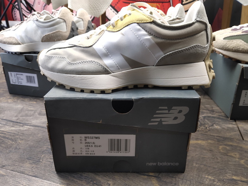 【AA3CE】米黄MS 新百伦327系列跑鞋 WS327MS New Balance 327 Cream Coloured