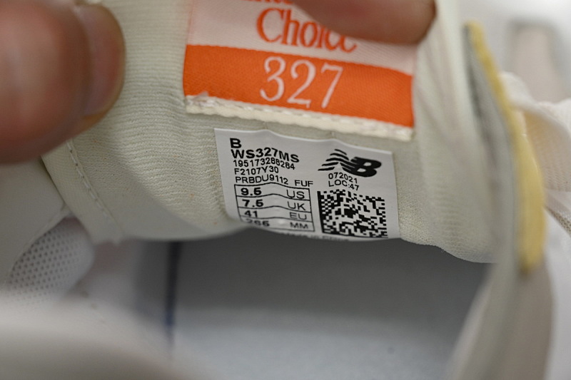 【AA3CE】米黄MS 新百伦327系列跑鞋 WS327MS New Balance 327 Cream Coloured