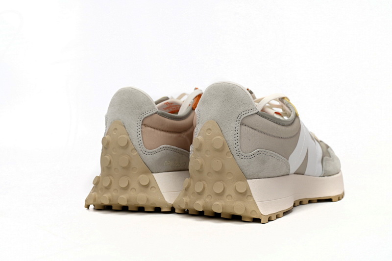 【AA3CE】米黄MS 新百伦327系列跑鞋 WS327MS New Balance 327 Cream Coloured