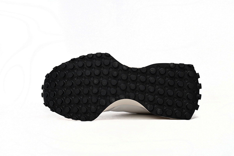 yupoo_408700_276f1851.jpg 【AA3CE】灰白黑WE 新百伦327系列跑鞋 MS327WE New Balance 327 Grey, White and Black