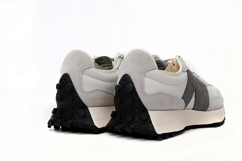 yupoo_408700_3913e5c0.jpg 【AA3CE】灰白黑WE 新百伦327系列跑鞋 MS327WE New Balance 327 Grey, White and Black