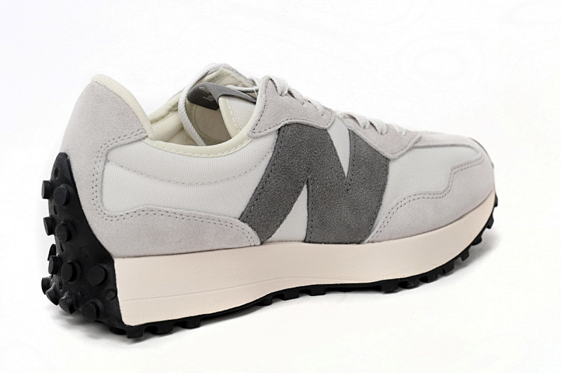 yupoo_408700_3f30fd8b.jpg 【AA3CE】灰白黑WE 新百伦327系列跑鞋 MS327WE New Balance 327 Grey, White and Black