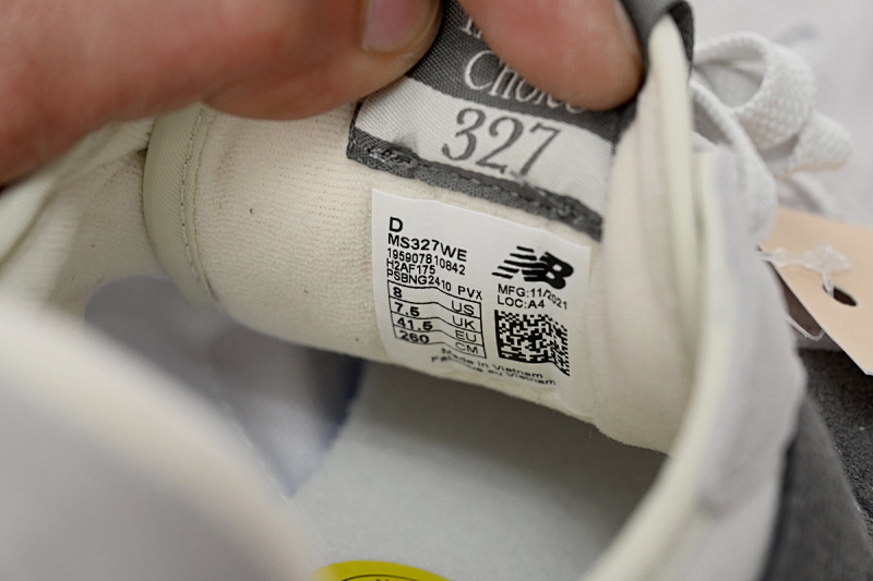 yupoo_408700_5df48746.jpg 【AA3CE】灰白黑WE 新百伦327系列跑鞋 MS327WE New Balance 327 Grey, White and Black