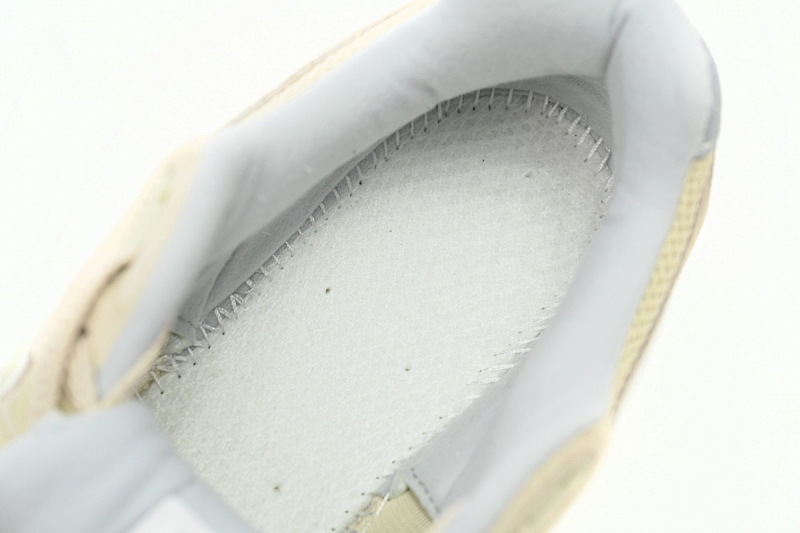 yupoo_408982_ef83bcc0.jpg 【BA7CE】奶油白RE 新百伦NB复古休闲跑步鞋 M2002RE New Balance 2002R Beige