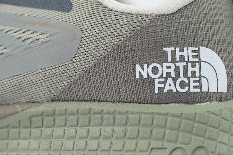 yupoo_409924_32831ee8.jpg 【BA0LS】陶土灰-6 北面跑鞋 NF0A83N3-5II 北面THE NORTH FACE Altamesa 500 Clay Ash