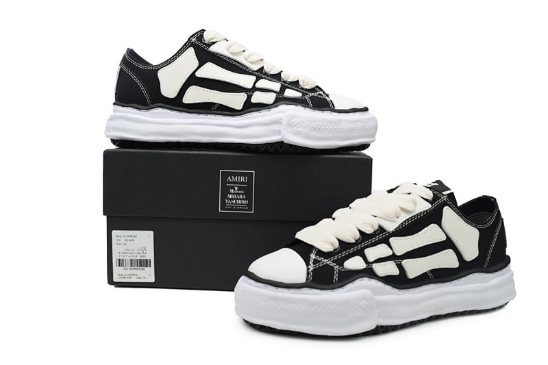 【DA5AP】骨头联名黑 三原康裕低帮时尚帆布板鞋 AMFOSR1076-001 Maison Mihara Yasuhiro x AMIRI Skel-Top Low Black
