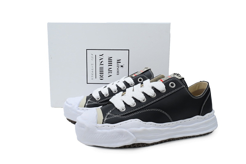 【BA9LC】779黑白皮 三原康裕低帮时尚板鞋 NO.779 MIHARA YASUHIRO Black and White