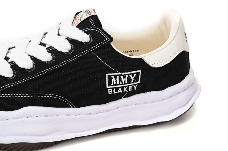 【BA9LC】762白黑底 三原康裕低帮时尚板鞋 NO.762 MIHARA YASUHIRO White And Black Background