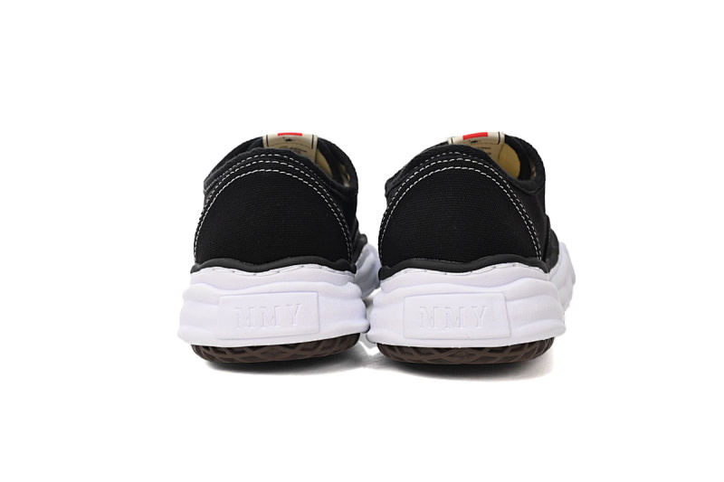 【BA9LC】715黑白 三原康裕低帮时尚板鞋 NO.715 MIHARA YASUHIRO Black And White